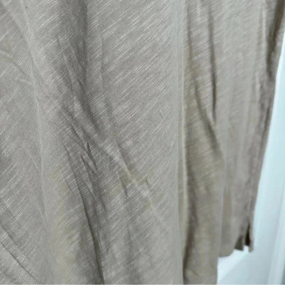 Black  Bow T-Shirt V-Neck Greyish Brown Size Large - Picture 14 of 16